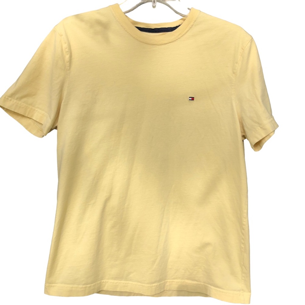 Tommy Hilfiger large yellow shirt sleeve T shirt